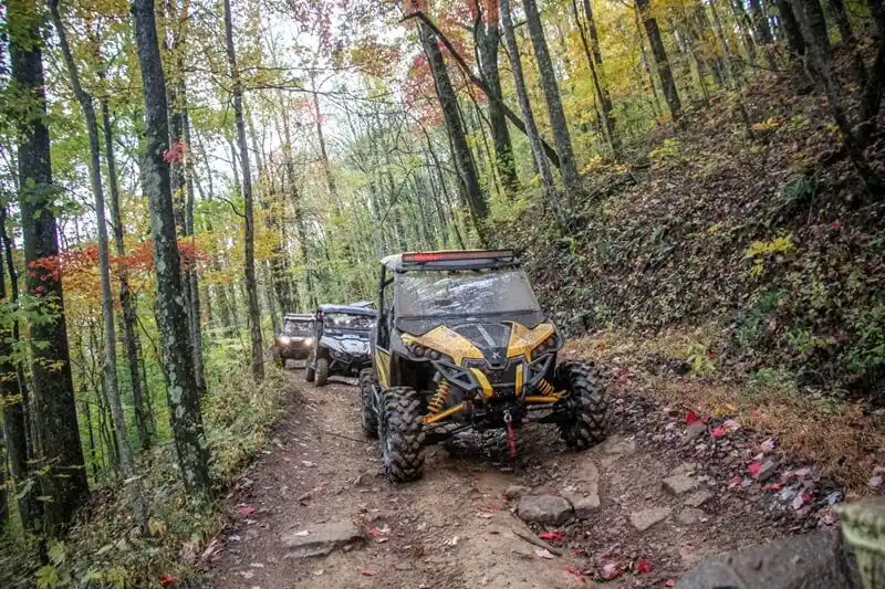 Vente de pieces et accessoires pour SxS, cote a cote et VTT